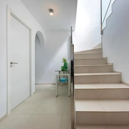 Villa Exklusiv With Sea View And Pool In *